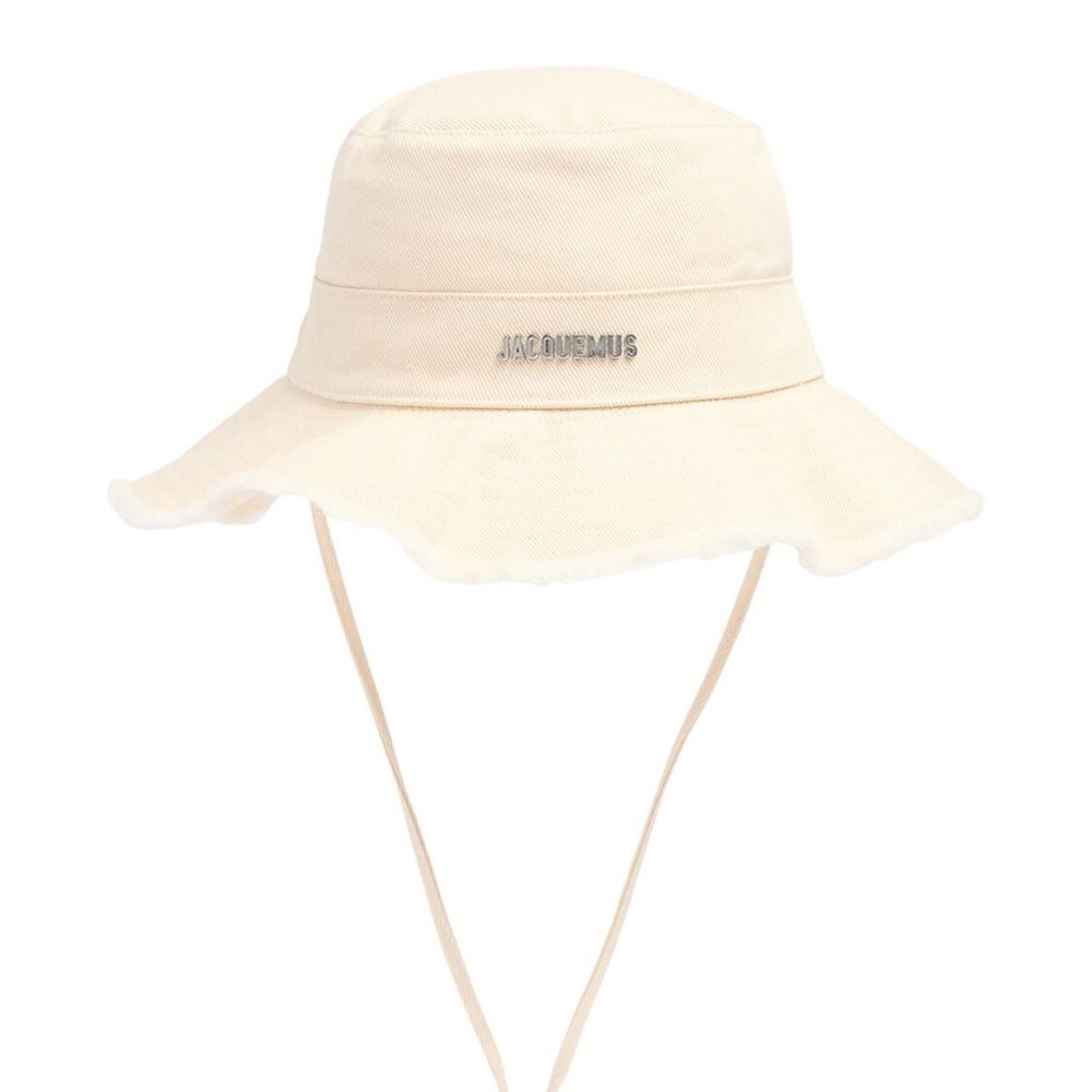 Jacquemus Off white Bucket Hat